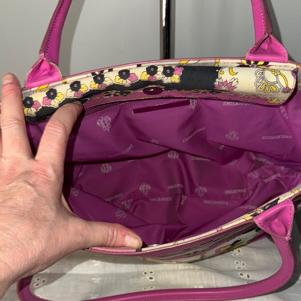 EUC Emilio Pucci Vibrant Pink and Black Tote Bag with Floral Design - Picture 6 of 14